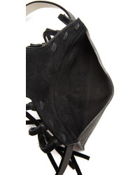 Женская черная кожаная сумка от B-Low the Belt