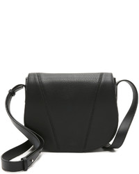 Женская черная кожаная сумка от Vince
