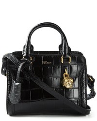 Черная кожаная сумочка от Alexander McQueen