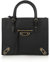 Черная кожаная сумочка от Balenciaga