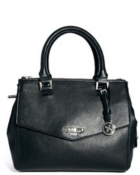 Черная кожаная сумочка от Fiorelli
