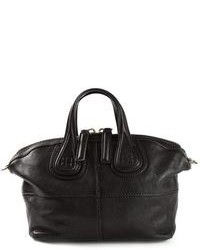 Черная кожаная сумочка от Givenchy