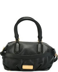 Черная кожаная сумочка от Marc by Marc Jacobs