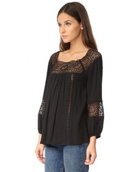 Черная кружевная блузка от Joie