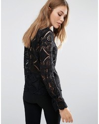 Черная кружевная блузка от Vila