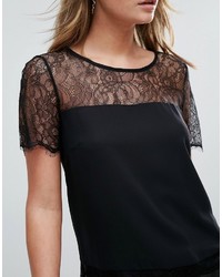 Черная кружевная блузка от Lipsy