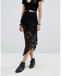 Черная кружевная юбка от PrettyLittleThing