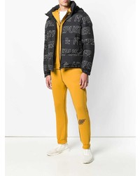 Мужская черная куртка-пуховик с принтом от Omc