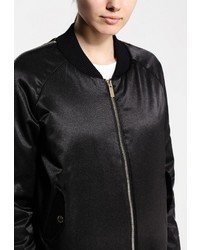 Женская черная куртка-пуховик от Ash