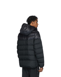 Мужская черная куртка-пуховик от Nike