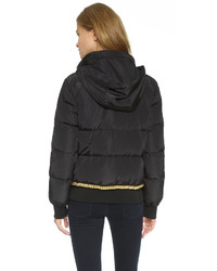 Женская черная куртка-пуховик от Moschino