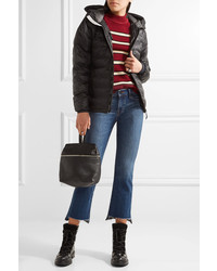 Женская черная куртка-пуховик от Canada Goose