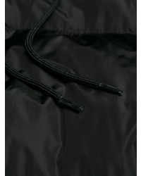Женская черная куртка-пуховик от Prada