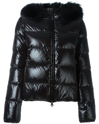 Женская черная куртка-пуховик от Duvetica