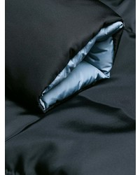 Женская черная куртка-пуховик от Prada