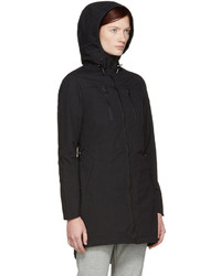 Женская черная куртка от Canada Goose