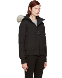 Женская черная куртка от Canada Goose