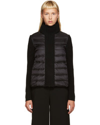 Женская черная куртка от Moncler