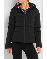 Женская черная куртка от Fendi