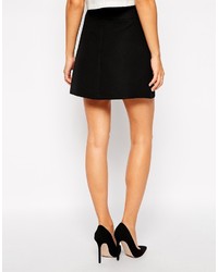 Черная мини-юбка от Warehouse
