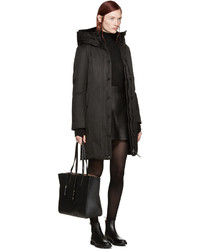 Женская черная парка от Mackage