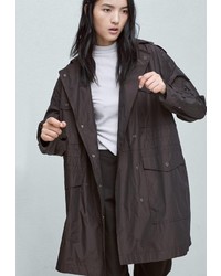 Женская черная парка от Mango