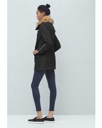 Женская черная парка от Mango