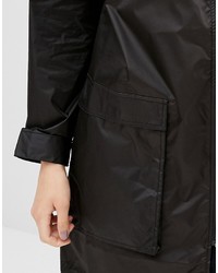 Женская черная парка от Minimum