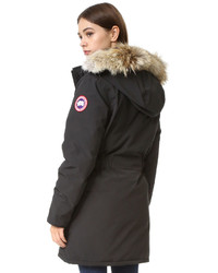 Женская черная парка от Canada Goose