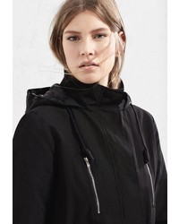 Женская черная парка от Violeta BY MANGO