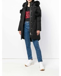 Женская черная парка от Moose Knuckles