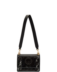 Черная резиновая сумка-саквояж от Fendi