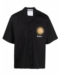 Мужская черная рубашка с коротким рукавом с вышивкой от Moschino