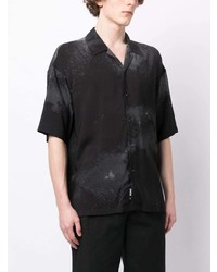 Мужская черная рубашка с коротким рукавом от Izzue