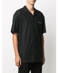 Мужская черная рубашка с коротким рукавом от McQ