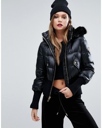 Женская черная стеганая куртка от Juicy Couture