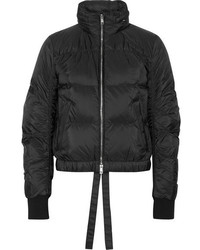 Женская черная стеганая куртка от Prada