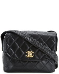 Черная стеганая сумка через плечо от Chanel