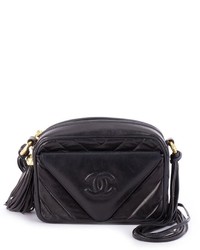 Женская черная стеганая сумка от Chanel