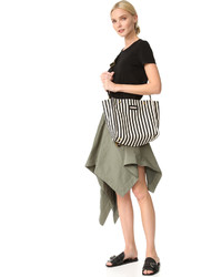 Женская черная сумка из плотной ткани от Marni