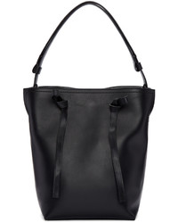 Черная сумка-мешок от Maison Margiela