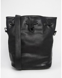 Черная сумка-мешок от Matt & Nat