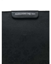 Черная сумка почтальона из плотной ткани от Alexander McQueen