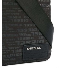 Черная сумка почтальона от Diesel