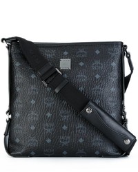 Черная сумка через плечо с принтом от MCM