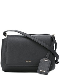Черная сумка через плечо от DKNY