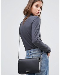 Черная сумка через плечо от Modalu
