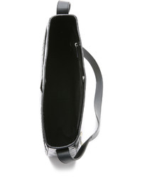 Женская черная сумка от Vince