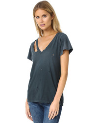 Женская черная футболка с v-образным вырезом от LnA