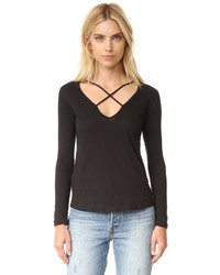 Женская черная футболка с длинным рукавом от LnA